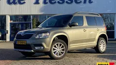 Bruin Gebruikt 2016 Skoda Yeti Ambition SUV | € 16.450 (Eerlijke prijs)