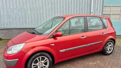 Occasion Renault Scénic Privilege 135 PK (99 kW) 2004 Rood MPV