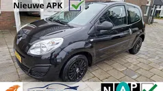 Gebruikt 2008 Renault Twingo Authentique Hatchback | € 2.699 (Eerlijke prijs)