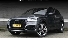Grijs Gebruikt 2019 Audi Q5 Competition SUV | € 34.445 (Eerlijke prijs)