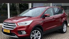 Rood Gebruikt 2018 Ford Kuga Titanium SUV | € 15.995 (Eerlijke prijs)