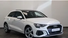 Wit Gebruikt 2022 Audi A3 Sportback S-Line Hatchback | € 30.950 (Eerlijke prijs)