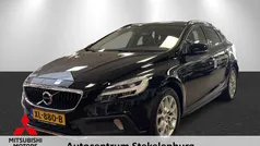 Zwart Gebruikt 2019 Volvo V40 CC Stationwagen | € 20.040 (Eerlijke prijs)