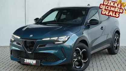 Gebruikt 2025 Alfa Romeo Junior Edizione Speciale SUV | € 39.450 (Eerlijke prijs)