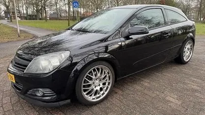 Occasion 2005 Opel Astra GTC Sport Hatchback | € 1.250 (Eerlijke prijs)