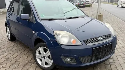 Occasion Ford Fiesta Titanium 75 PK (55 kW) 2008 Blauw Hatchback