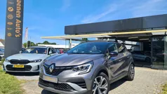 Grijs Gebruikt 2022 Renault Captur R.S. SUV | € 24.950 (Eerlijke prijs)