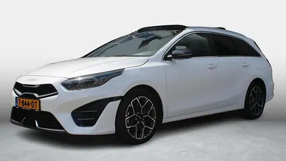 Occasion 2023 Kia Ceed GT-Line Hatchback | € 26.885 (Eerlijke prijs)