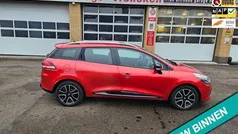 Rood Gebruikt 2014 Renault Clio GrandTour Dynamique Stationwagen | € 8.950 (Eerlijke prijs)