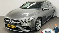 Grijs Gebruikt 2019 Mercedes A200 Premium Sedan | € 26.935 (Eerlijke prijs)