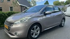 Grijs Gebruikt 2012 Peugeot 208 Allure Hatchback | € 4.999 (Eerlijke prijs)