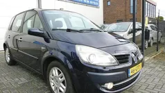 Gebruikt 2008 Renault Scénic II MPV | € 2.150 (Eerlijke prijs)