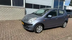 Grijs Gebruikt 2009 Nissan Pixo Acenta Hatchback | € 2.149 (Eerlijke prijs)