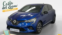Gebruikt 2022 Renault Clio V Techno Hatchback | € 16.935 (Eerlijke prijs)