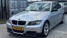Grijs Gebruikt 2005 BMW 325 Sedan | € 4.250 (Eerlijke prijs)