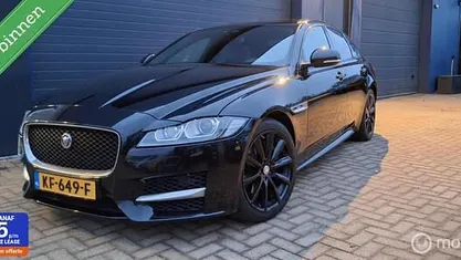 Zwart Occasion 2016 Jaguar XF Portfolio Sedan | € 9.999 (Eerlijke prijs)