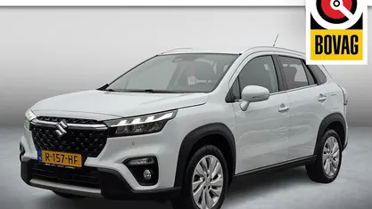 Wit Occasion 2022 Suzuki SX4 S-Cross SUV | € 21.950 (Goede deal)