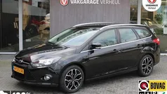 Zwart Gebruikt 2014 Ford Focus Stationwagen | € 5.995 (Eerlijke prijs)