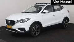Wit Gebruikt 2020 MG ZS Luxury Sedan | € 15.495 (Eerlijke prijs)