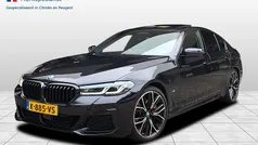 Zwart Gebruikt 2021 BMW 530 Executive Sedan | € 42.335 (Eerlijke prijs)
