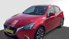 Rood Gebruikt 2018 Mazda 2 Dynamic Hatchback | € 12.900 (Eerlijke prijs)