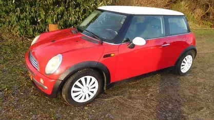 Occasion 2003 Mini Cooper Pepper Hatchback | € 999 (Eerlijke prijs)