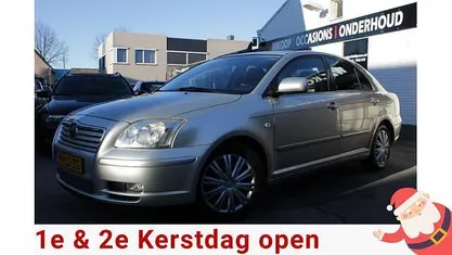 Grijs Occasion 2003 Toyota Avensis Luna Hatchback | € 3.950 (Eerlijke prijs)