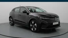 Gebruikt 2024 Renault Megane E-Tech Evolution Hatchback | € 28.490 (Eerlijke prijs)