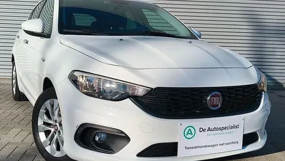 Wit Gebruikt 2020 Fiat Tipo Pop Stationwagen | € 12.995 (Goede deal)