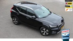 Zwart, metallic lak Gebruikt 2021 Volvo XC40 Inscription SUV | € 28.995 (Goede deal)