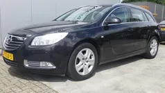 Zwart Gebruikt 2012 Opel Insignia Edition Stationwagen | € 5.840 (Eerlijke prijs)