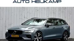 Grijs, metallic lak Gebruikt 2022 Volvo V60 R-Design Stationwagen | € 27.950 (Eerlijke prijs)