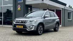 Gebruikt 2023 Suzuki Vitara Style SUV | € 28.950 (Eerlijke prijs)