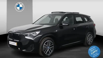 Zwart Gebruikt 2023 BMW iX1 M Sport SUV | € 39.950 (Eerlijke prijs)
