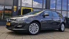 Grijs Gebruikt 2015 Opel Astra Business Stationwagen | € 10.750 (Eerlijke prijs)