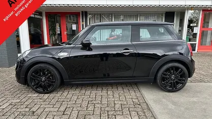 Occasion Mini Cooper S Business 192 PK (141 kW) 2016 Zwart Hatchback