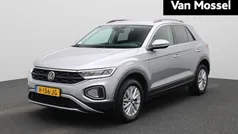 Grijs Gebruikt 2022 VW T-Roc Life SUV | € 23.900 (Goede deal)
