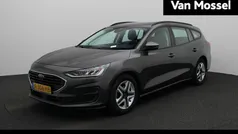Grijs Gebruikt 2022 Ford Focus Stationwagen | € 17.900 (Eerlijke prijs)