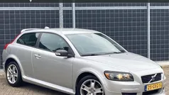 Grijs, metallic lak Gebruikt 2008 Volvo C30 Hatchback | € 3.950 (Eerlijke prijs)
