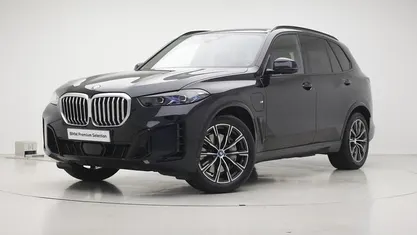 Blauw (metallic) Gebruikt 2025 BMW X5 M Sport SUV | € 99.895 (Eerlijke prijs)