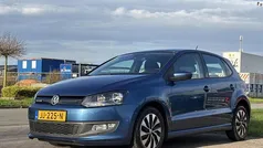 Blauw Gebruikt 2016 VW Polo Edition Hatchback | € 9.900 (Eerlijke prijs)