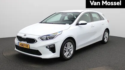 Gebruikt 2020 Kia Ceed Hatchback | € 16.745 (Eerlijke prijs)