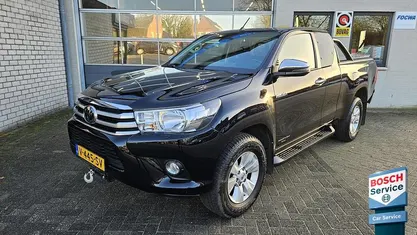 Zwart (metallic) Occasion 2018 Toyota HiLux Pickup | € 22.950 (Eerlijke prijs)