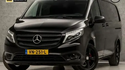 Zwart (metallic) Gebruikt 2015 Mercedes Vito Van | € 13.945 (Eerlijke prijs)