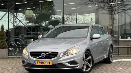 Occasion 2011 Volvo V60 R-Design Stationwagen | € 8.490 (Eerlijke prijs)