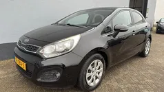 Zwart Gebruikt 2012 Kia Rio Plus Hatchback | € 6.450 (Eerlijke prijs)