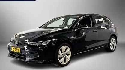 Occasion VW Golf VIII Edition 204 PK (150 kW) 2025 Zwart Hatchback