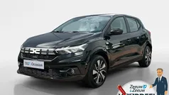 Gebruikt 2024 Dacia Sandero Expression Hatchback | € 17.435 (Eerlijke prijs)
