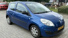 Gebruikt 2009 Renault Twingo Authentique Hatchback | € 925 (Eerlijke prijs)
