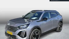Grijs Gebruikt 2024 Peugeot 2008 Allure SUV | € 23.950 (Eerlijke prijs)